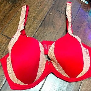 Soma 38DD red bra with lace trim around cups and straps